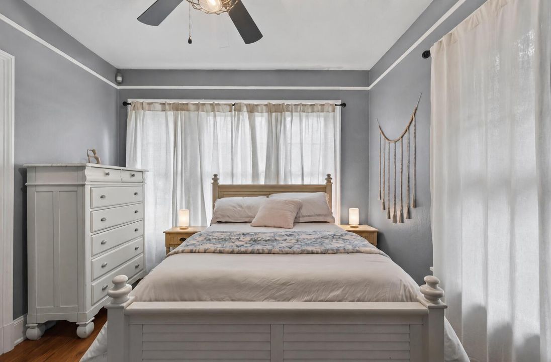 Perrys bedroom