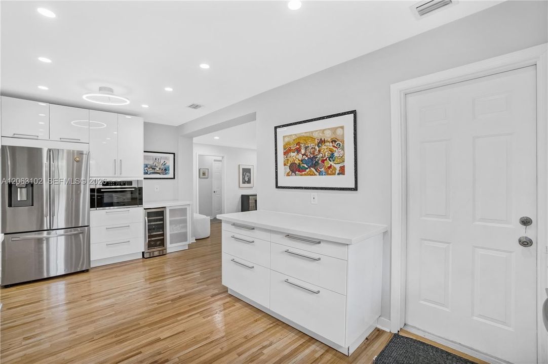 For Sale: $2,250,000 (4 beds, 3 baths, 2357 Square Feet)