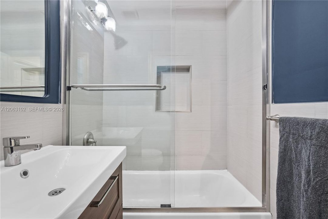 For Sale: $2,250,000 (4 beds, 3 baths, 2357 Square Feet)