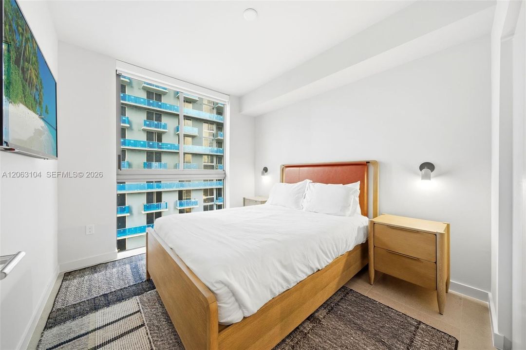 На продажу: $629,000 (2 спален, 2 ванн, 825 Квадратных фут)