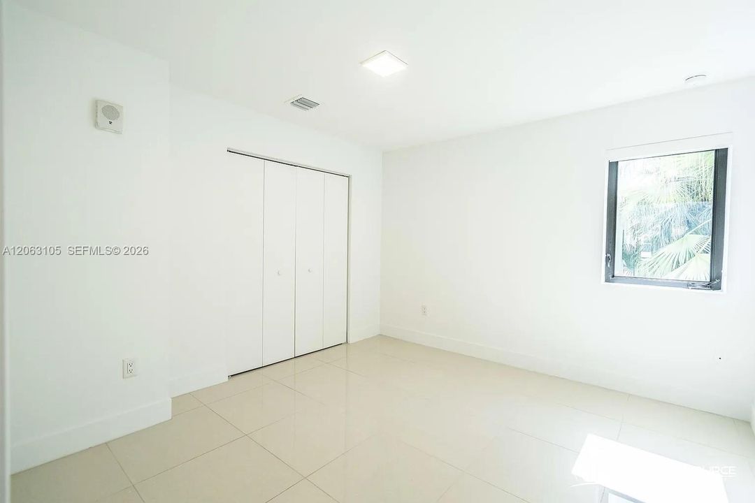 1971 BAY DRIVE  # 124 MIAMI BEACH FL 33141