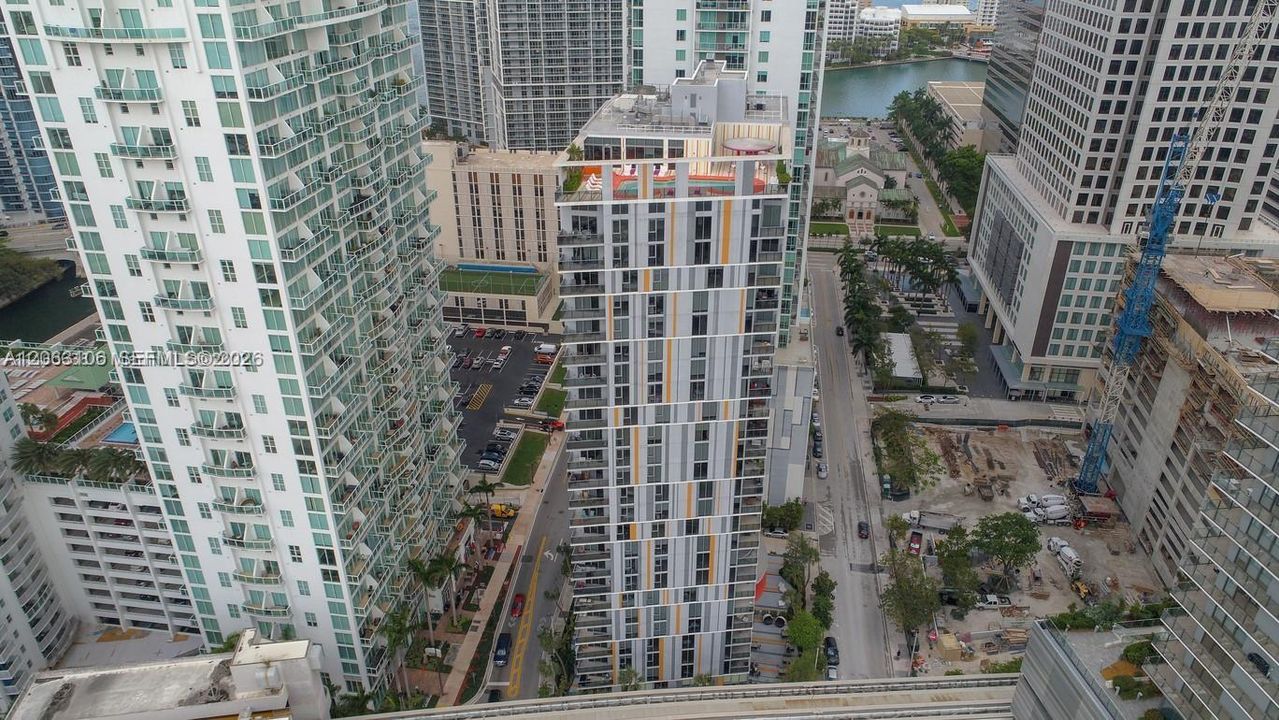 待售: $399,000 (1 贝兹, 1 浴室, 710 平方英尺)