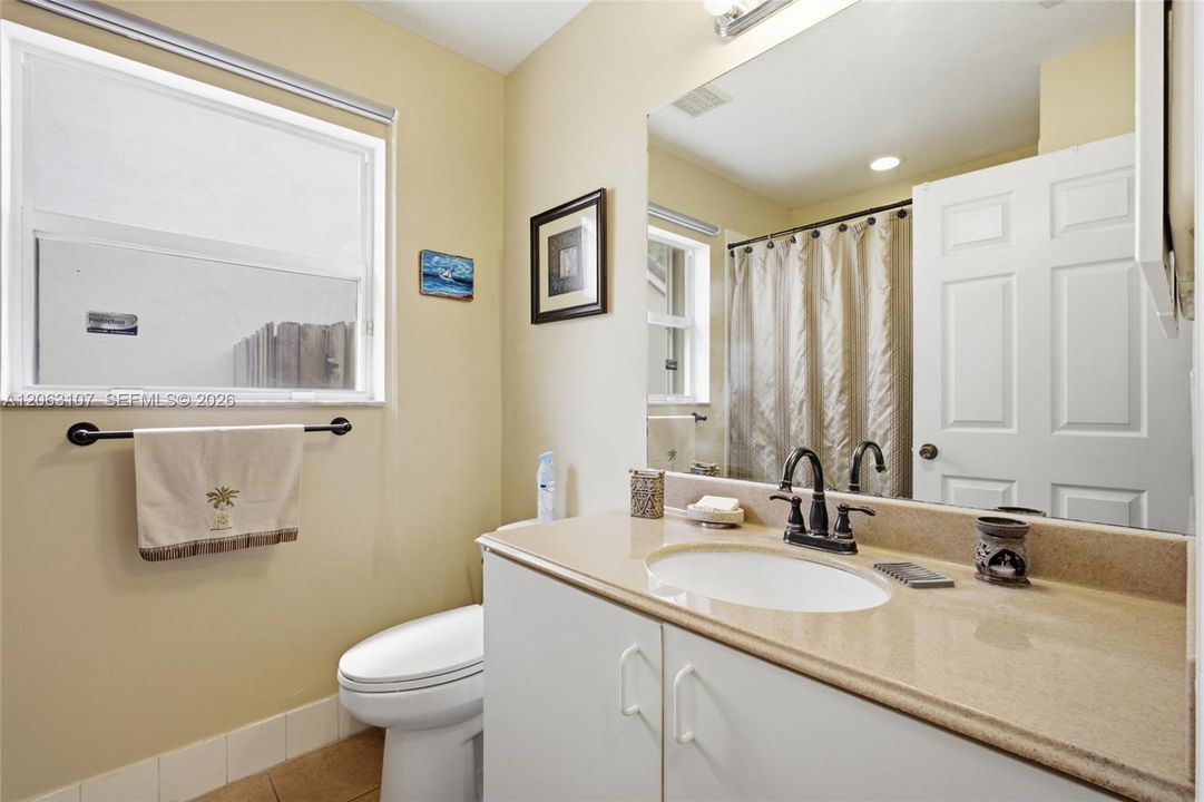 2nd bathroom