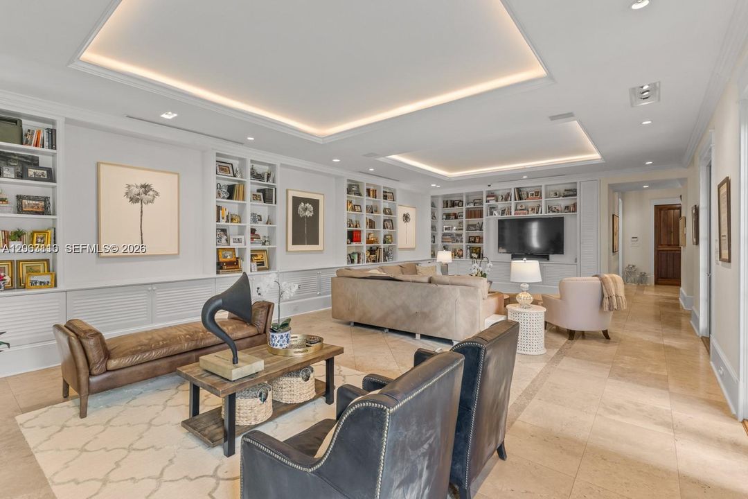В аренду: $27,000 (5 спален, 5 ванн, 5421 Квадратных фут)