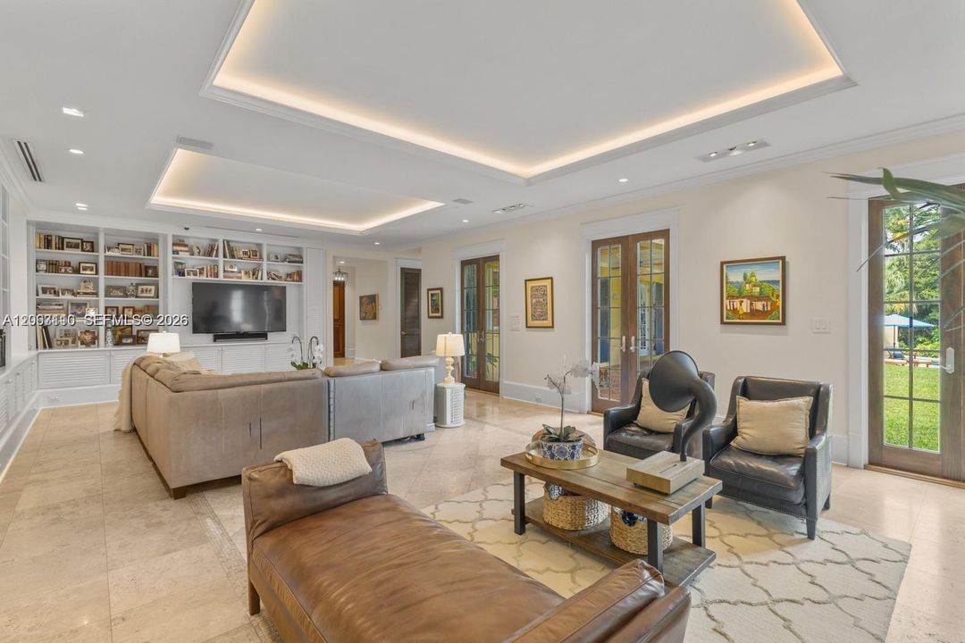 В аренду: $27,000 (5 спален, 5 ванн, 5421 Квадратных фут)