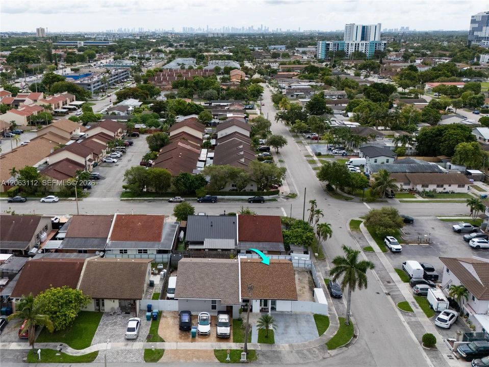 Active With Contract: $519,900 (2 beds, 2 baths, 1062 Square Feet)