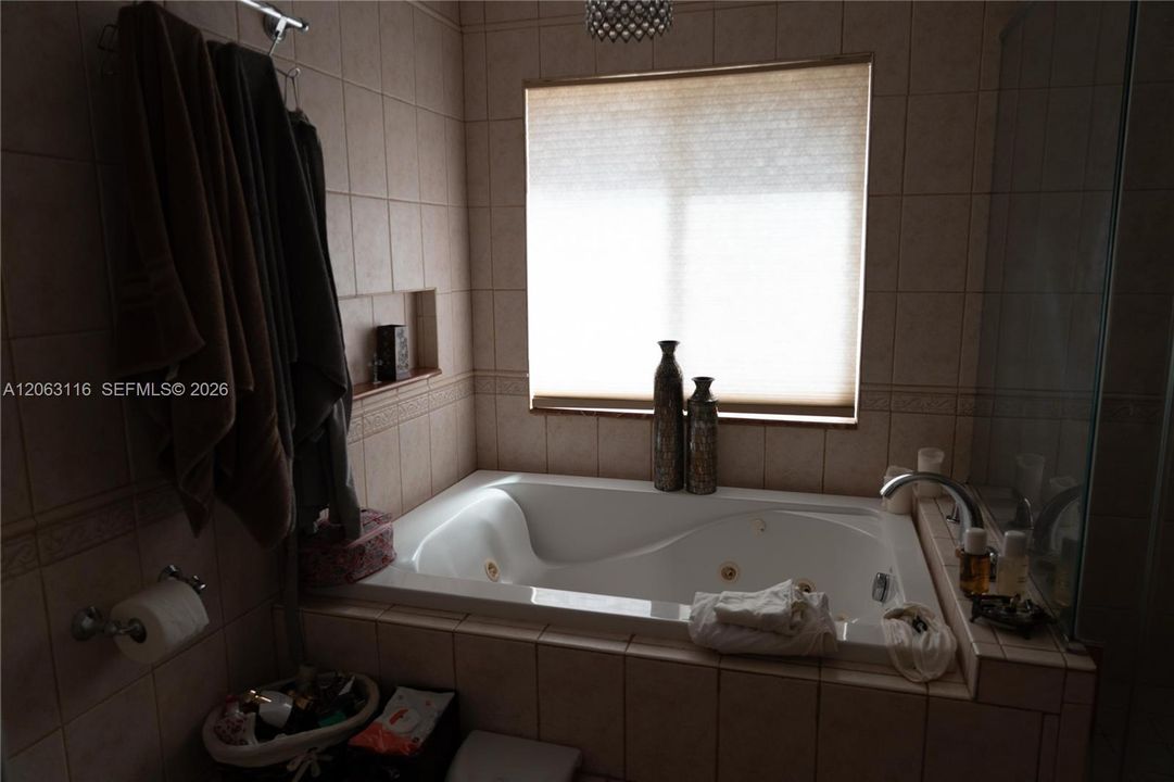 В аренду: $3,500 (3 спален, 2 ванн, 1472 Квадратных фут)