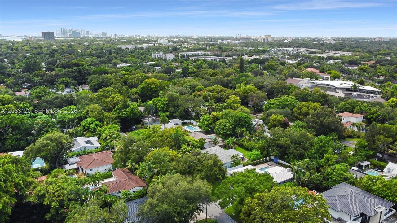 For Sale: $1,395,000 (3 beds, 2 baths, 1437 Square Feet)