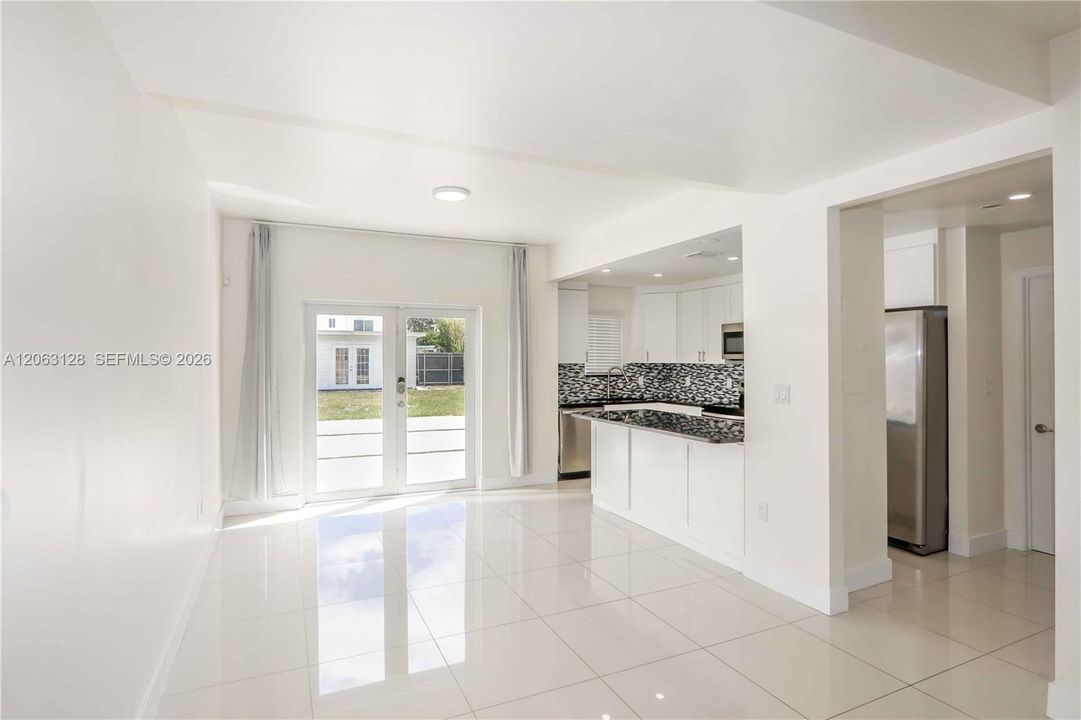 В аренду: $2,995 (4 спален, 3 ванн, 1476 Квадратных фут)