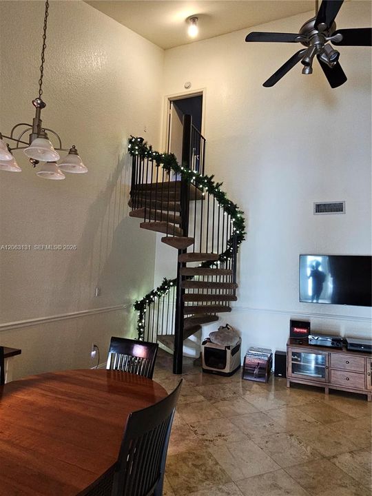En Venta: $410,000 (2 camas, 2 baños, 1540 Pies cuadrados)