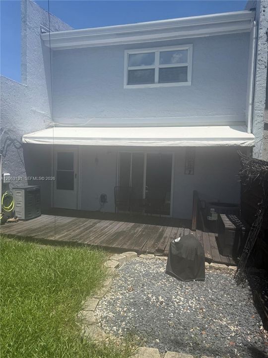 En Venta: $410,000 (2 camas, 2 baños, 1540 Pies cuadrados)