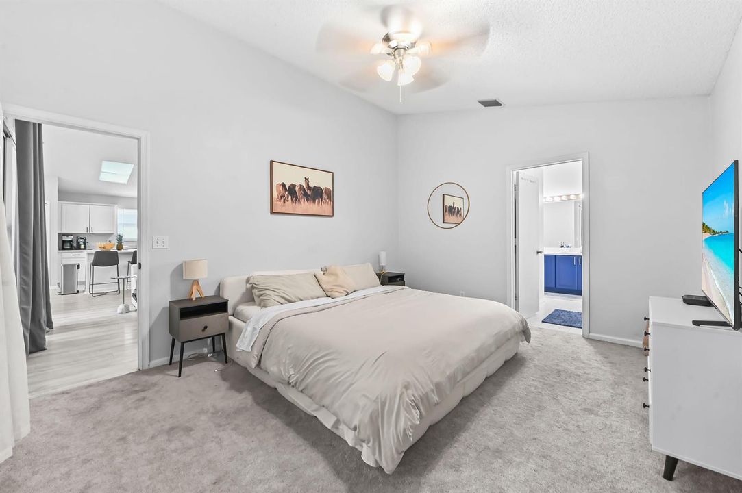 23 Bedroom 02