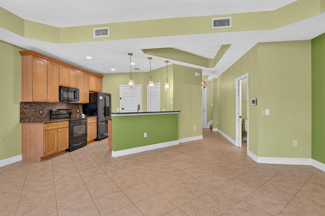 21-web-or-mls-P1346375