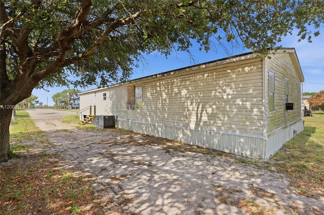 На продажу: $165,000 (3 спален, 2 ванн, 0 Квадратных фут)