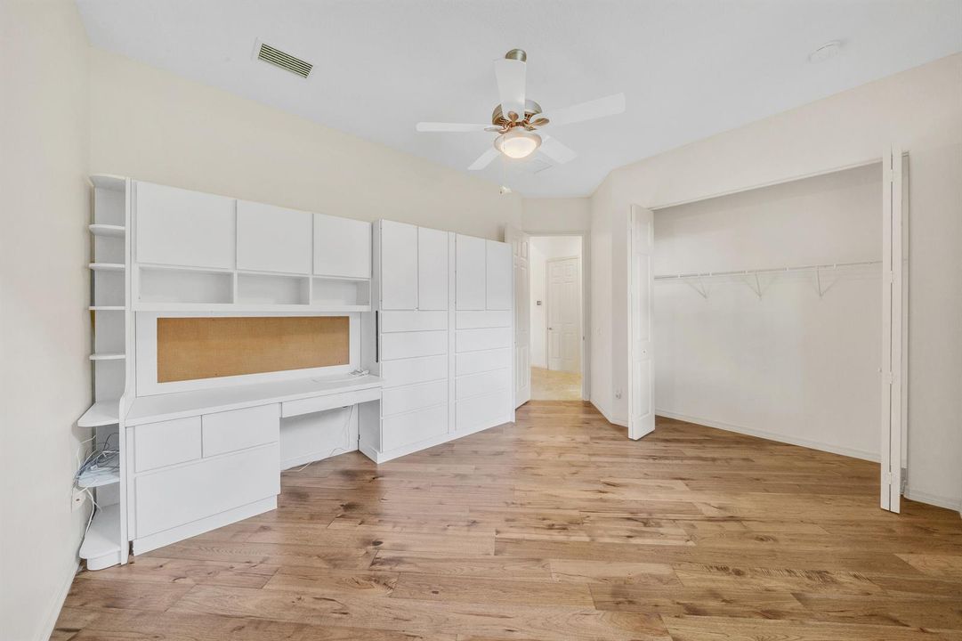 21 Guest Bedroom A (2)