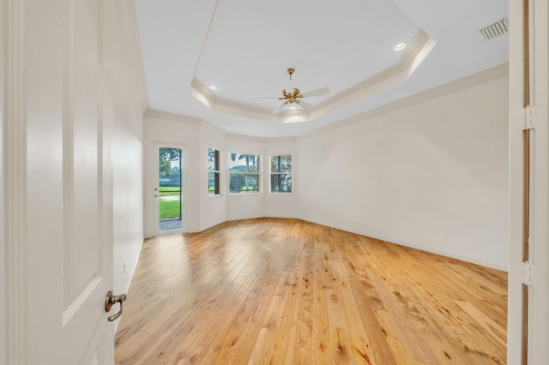 3 Primary Bedroom