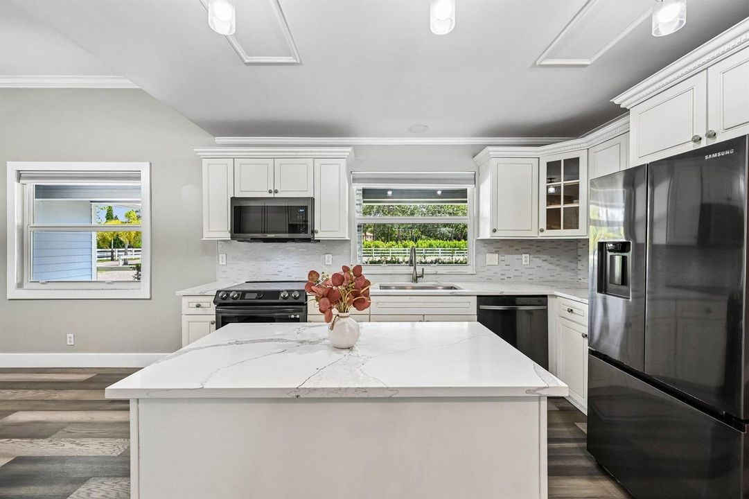 18-web-or-mls-Pelham Rd-S3007-018