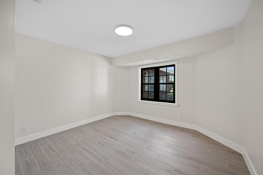 Guest Room 2