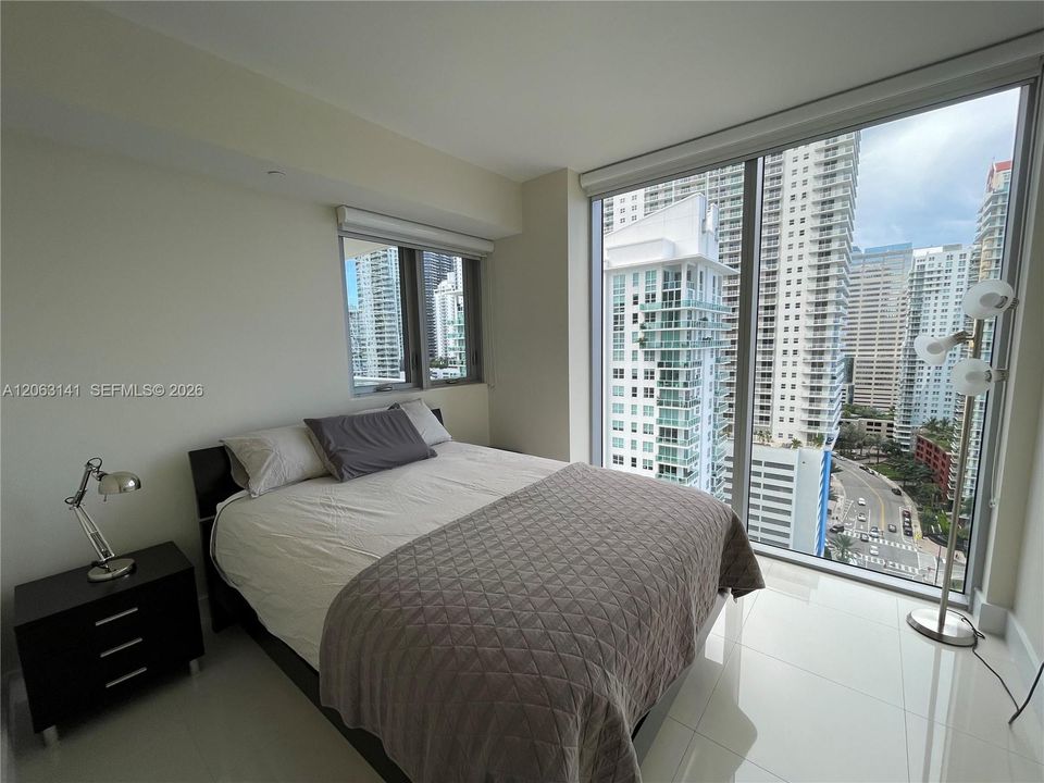 For Rent: $5,500 (2 beds, 2 baths, 1012 Square Feet)