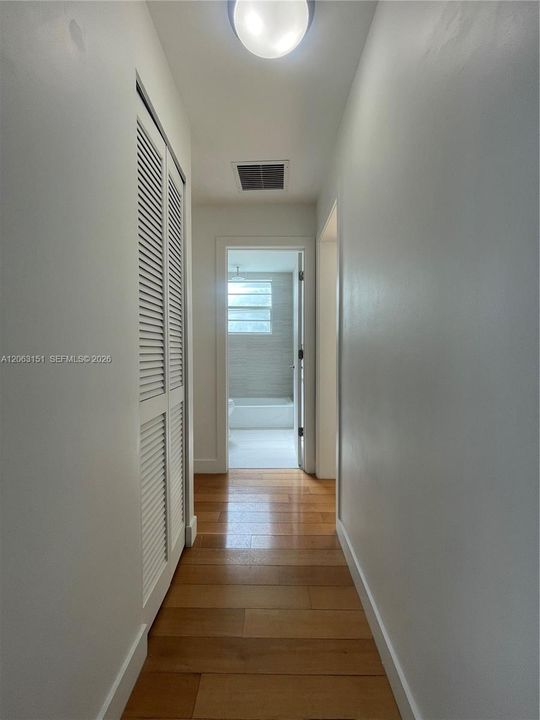 В аренду: $3,950 (2 спален, 2 ванн, 1051 Квадратных фут)