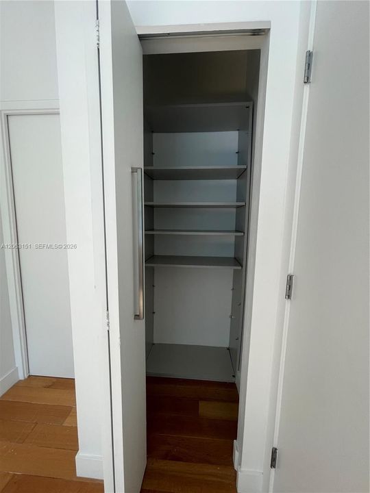 В аренду: $3,950 (2 спален, 2 ванн, 1051 Квадратных фут)