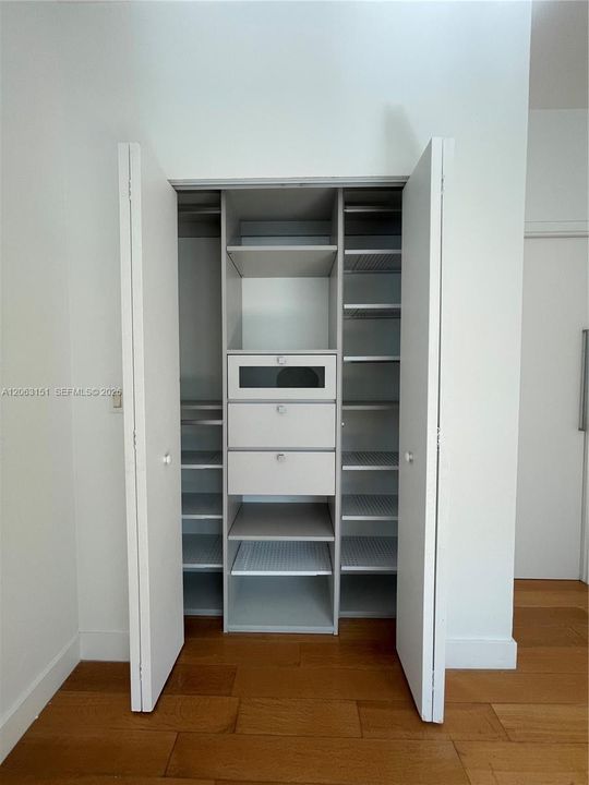В аренду: $3,950 (2 спален, 2 ванн, 1051 Квадратных фут)