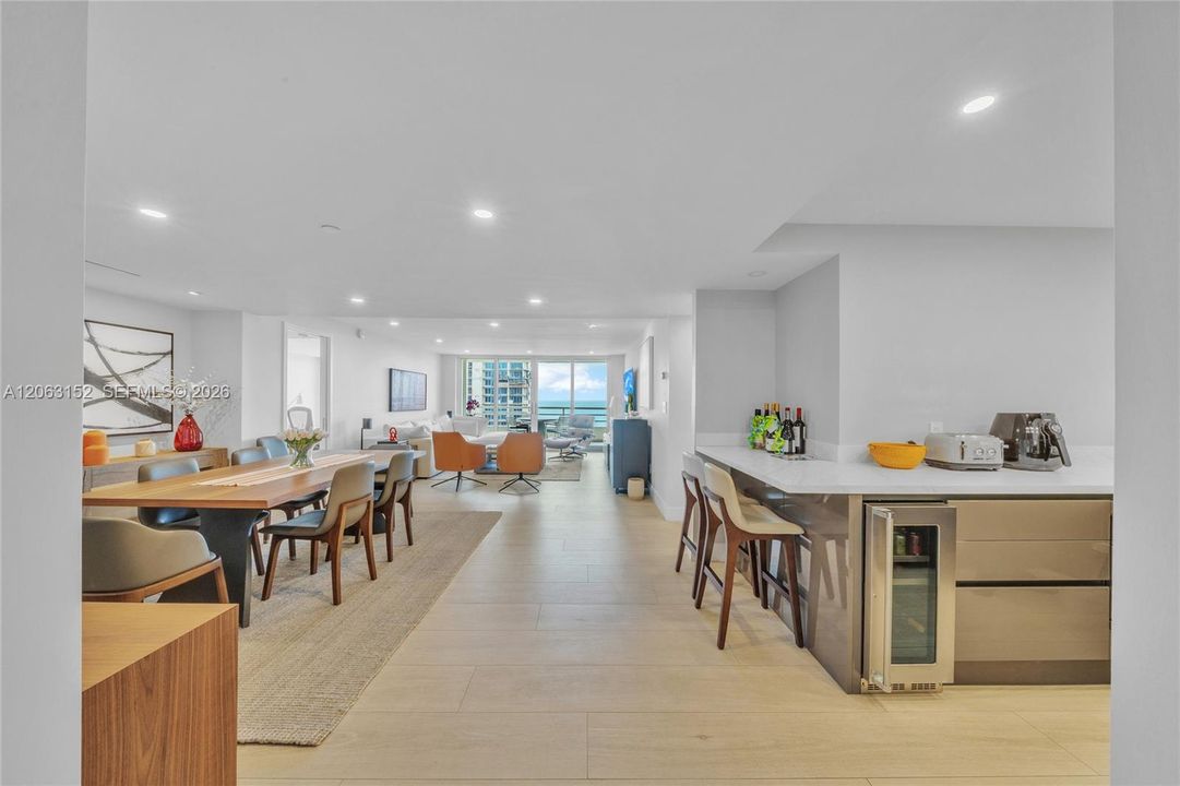 For Rent: $12,000 (2 beds, 2 baths, 1438 Square Feet)