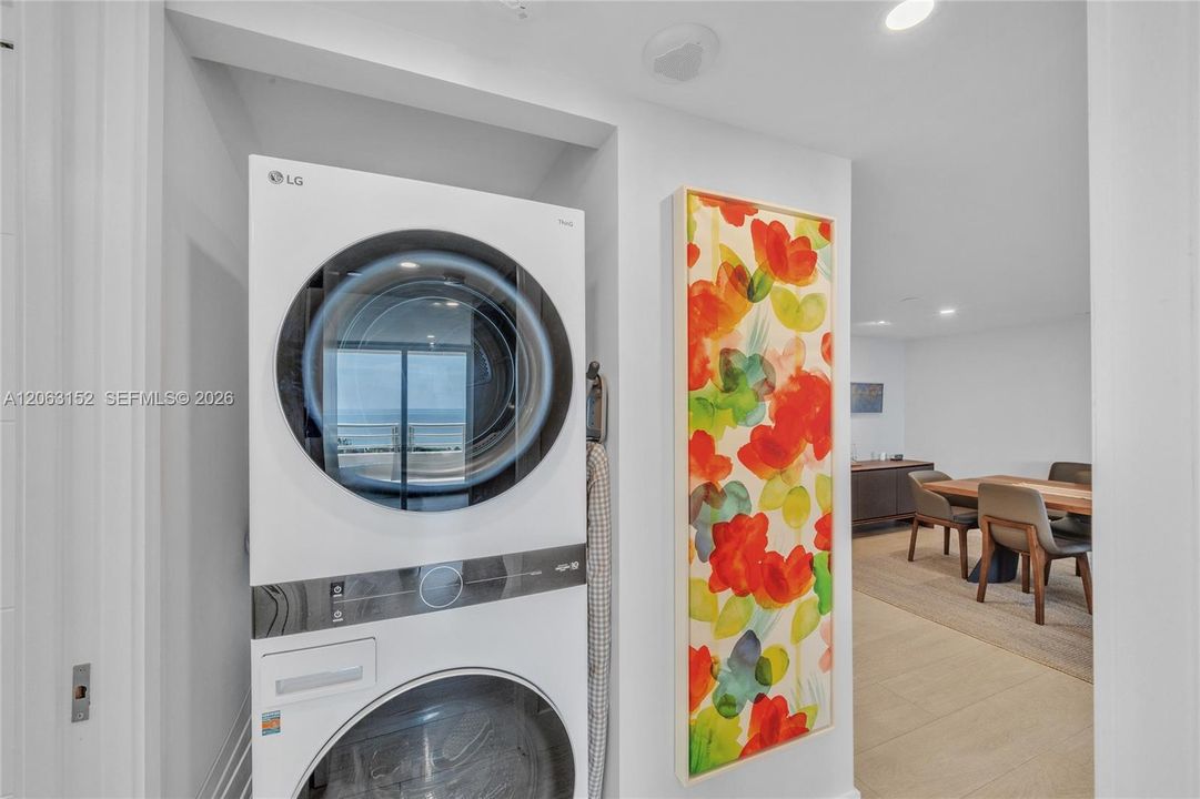 For Rent: $12,000 (2 beds, 2 baths, 1438 Square Feet)