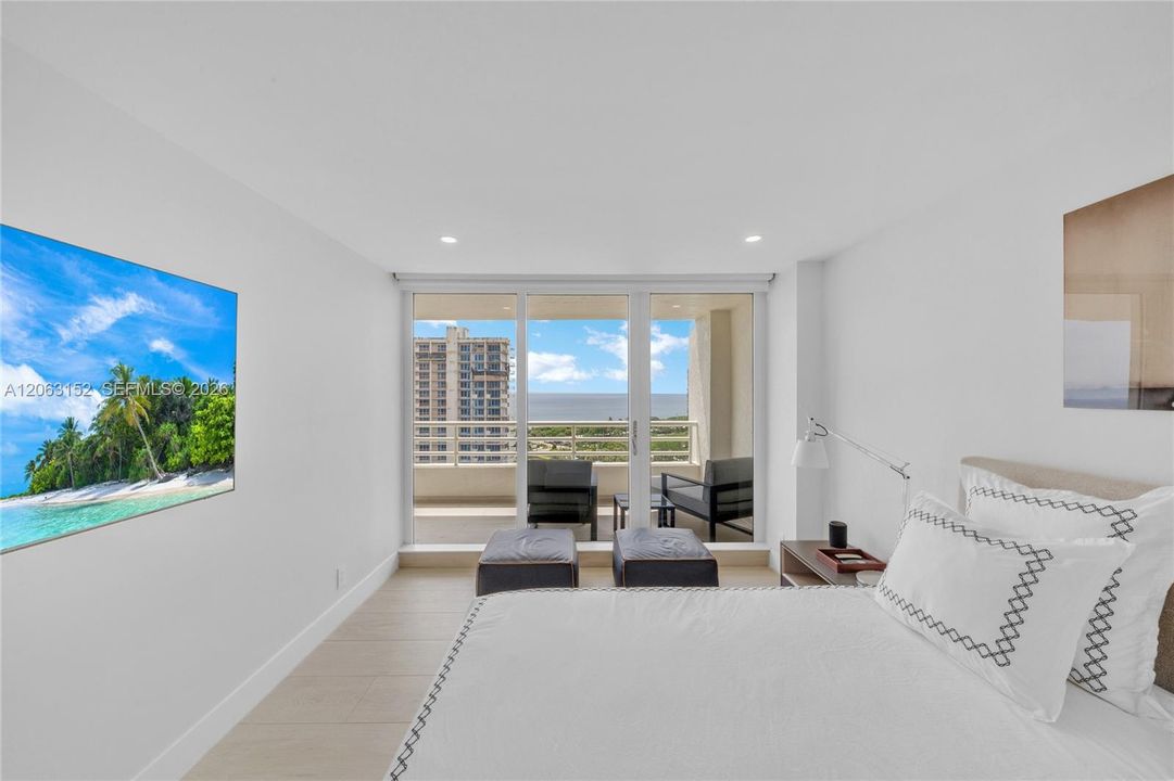 For Rent: $12,000 (2 beds, 2 baths, 1438 Square Feet)