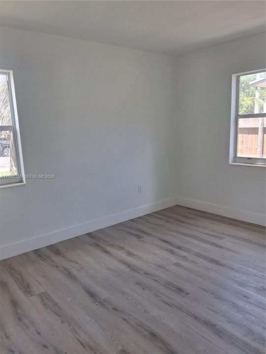 В аренду: $4,600 (4 спален, 2 ванн, 1638 Квадратных фут)