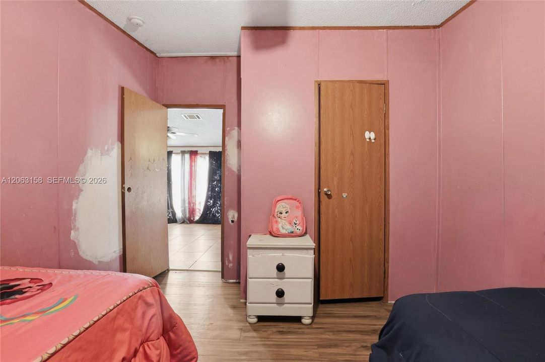 На продажу: $170,000 (4 спален, 2 ванн, 0 Квадратных фут)