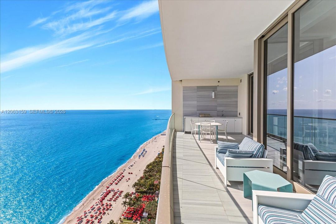 For Sale: $7,500,000 (4 beds, 5 baths, 3287 Square Feet)