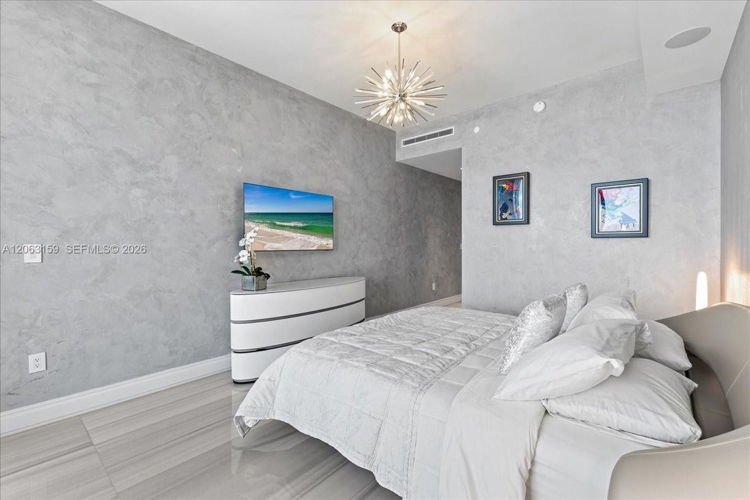 For Sale: $7,500,000 (4 beds, 5 baths, 3287 Square Feet)