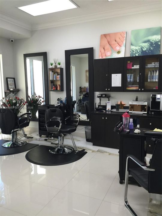 В аренду: $2,300 (1 спален, 1 ванн, 685 Квадратных фут)