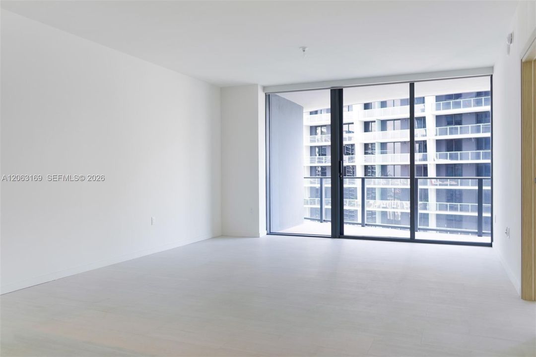 For Rent: $6,000 (1 beds, 2 baths, 1022 Square Feet)