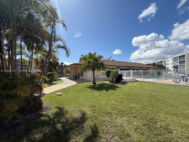 For Sale: $225,000 (2 beds, 2 baths, 1144 Square Feet)