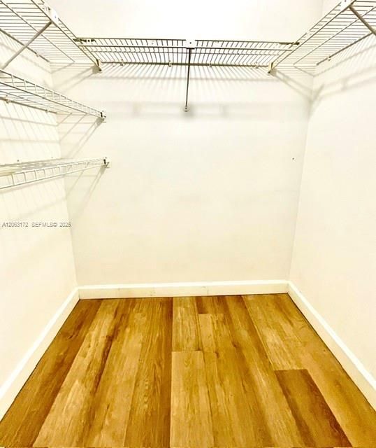 For Sale: $225,000 (2 beds, 2 baths, 1144 Square Feet)