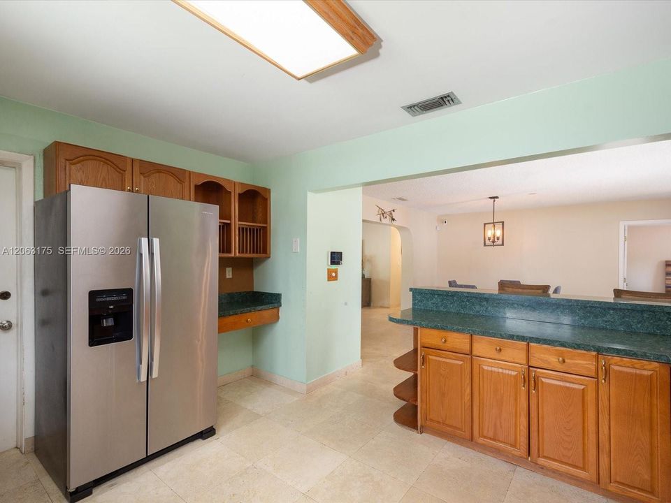 For Sale: $650,000 (4 beds, 3 baths, 2435 Square Feet)