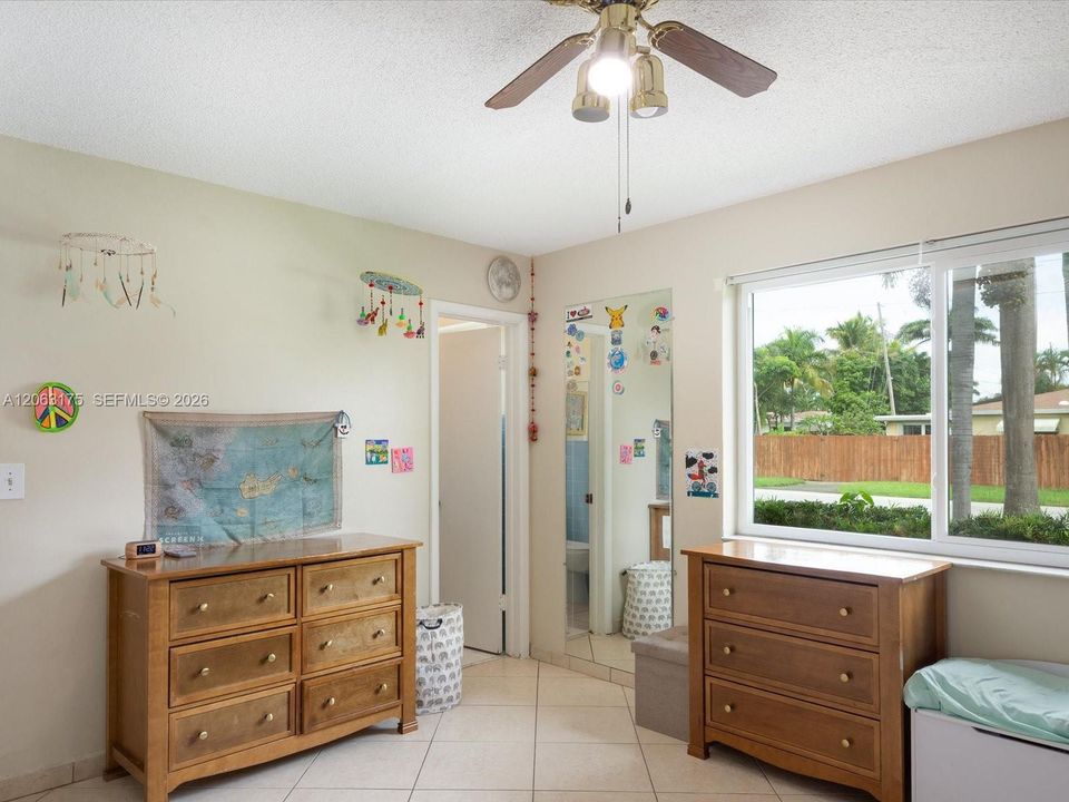 For Sale: $650,000 (4 beds, 3 baths, 2435 Square Feet)