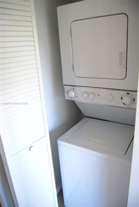 For Rent: $2,175 (2 beds, 1 baths, 0 Square Feet)