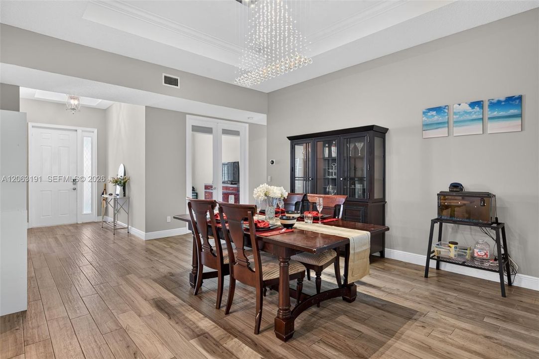 For Sale: $1,250,000 (3 beds, 2 baths, 3346 Square Feet)