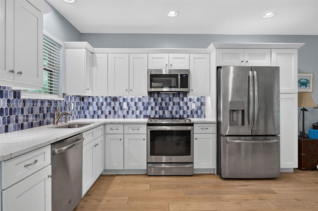 For Sale: $1,250,000 (3 beds, 2 baths, 3346 Square Feet)