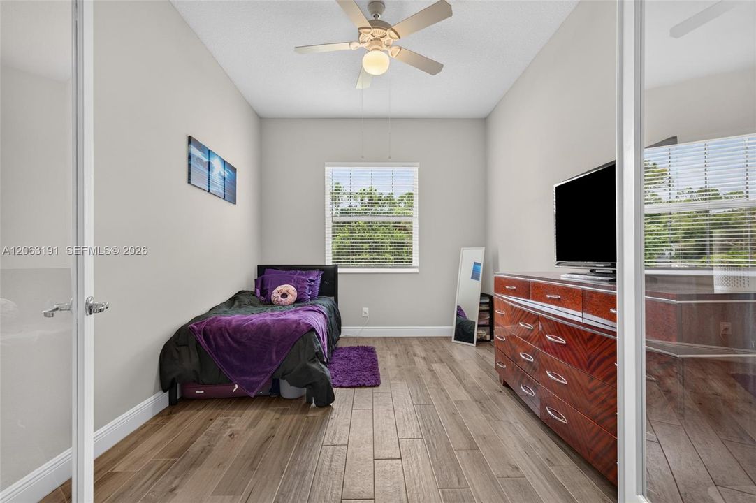 For Sale: $1,250,000 (3 beds, 2 baths, 3346 Square Feet)