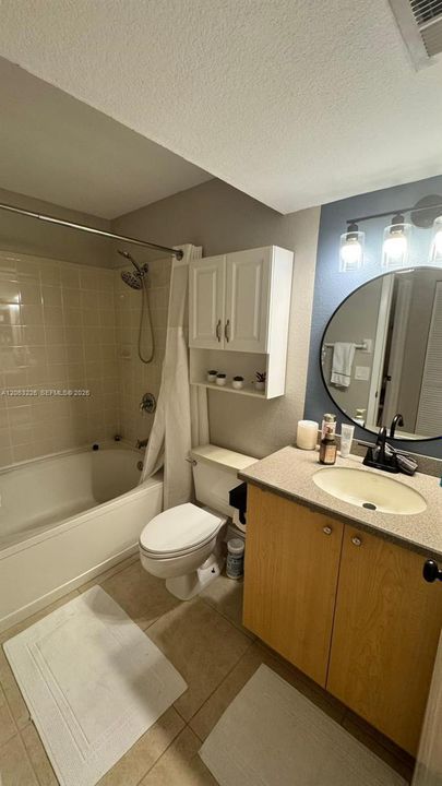 В аренду: $2,350 (2 спален, 2 ванн, 946 Квадратных фут)