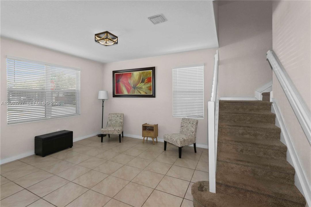 En Venta: $535,000 (4 camas, 2 baños, 2262 Pies cuadrados)