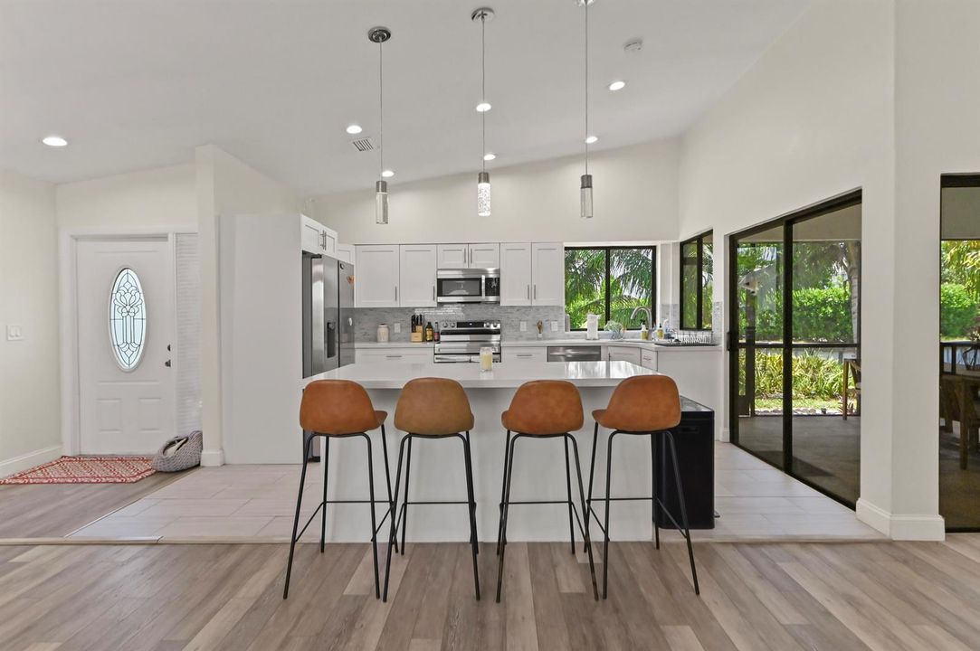 12 Kitchen 01