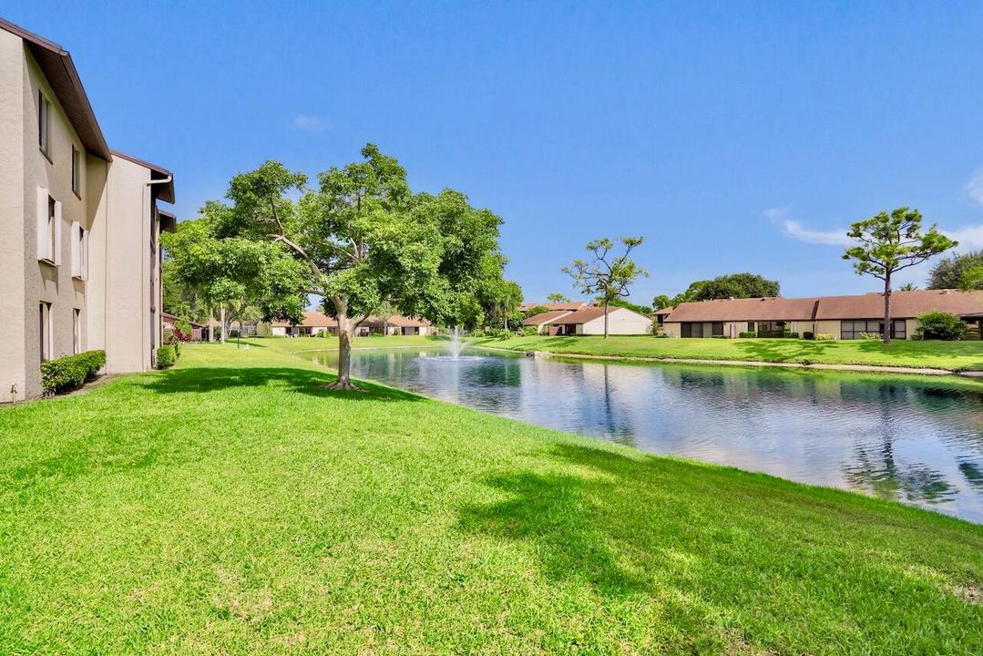 608 Sea Pine Way - 39