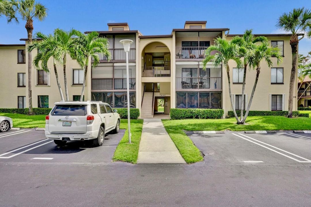 608 Sea Pine Way - 29