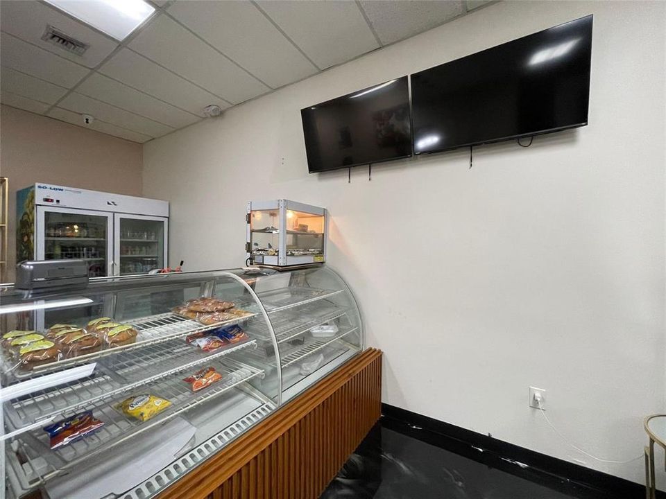 2900 STATE ROAD 7 - PIC16