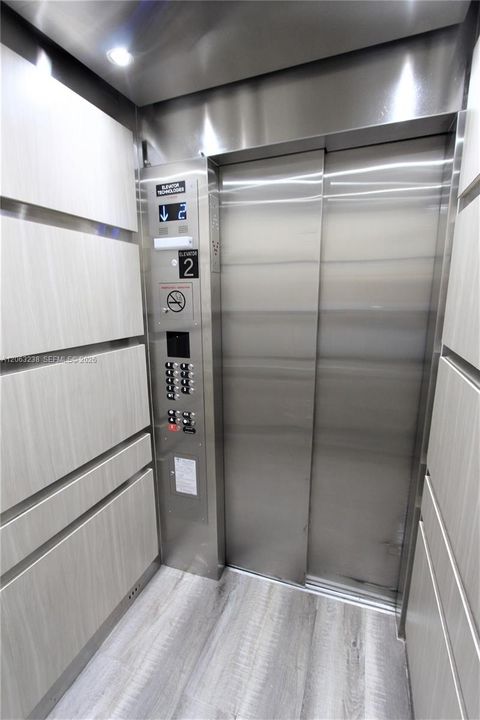 For Rent: $1,750 (1 beds, 1 baths, 598 Square Feet)